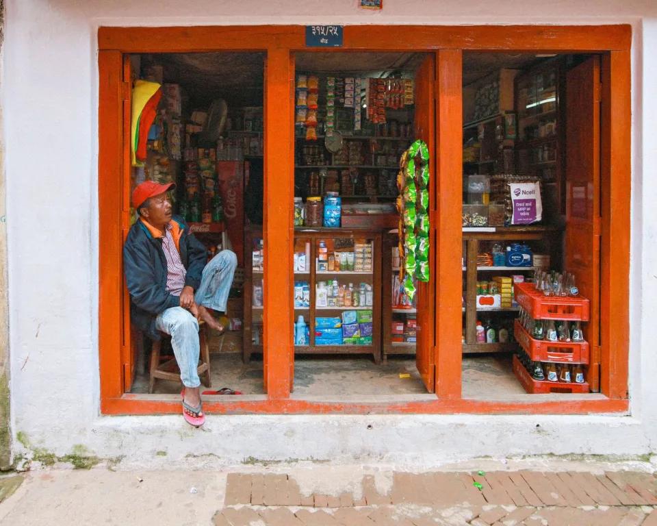 Kệ hàng tại Lê Viết Nguyện
